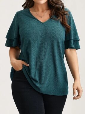 Women's Hunter Green V-Neck Flutter Sleeve Top. Size 3X. NWT.